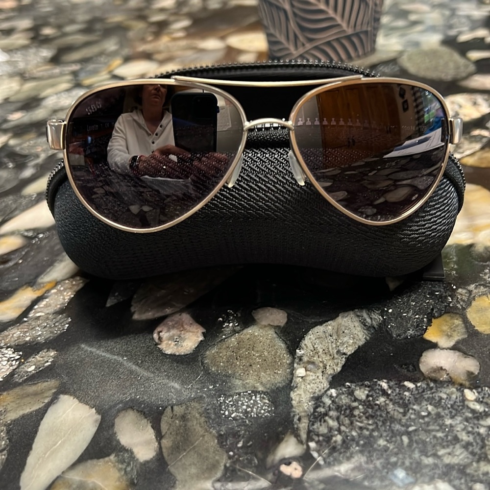 Costa Del Mar Loreto 580G ladies sunglasses